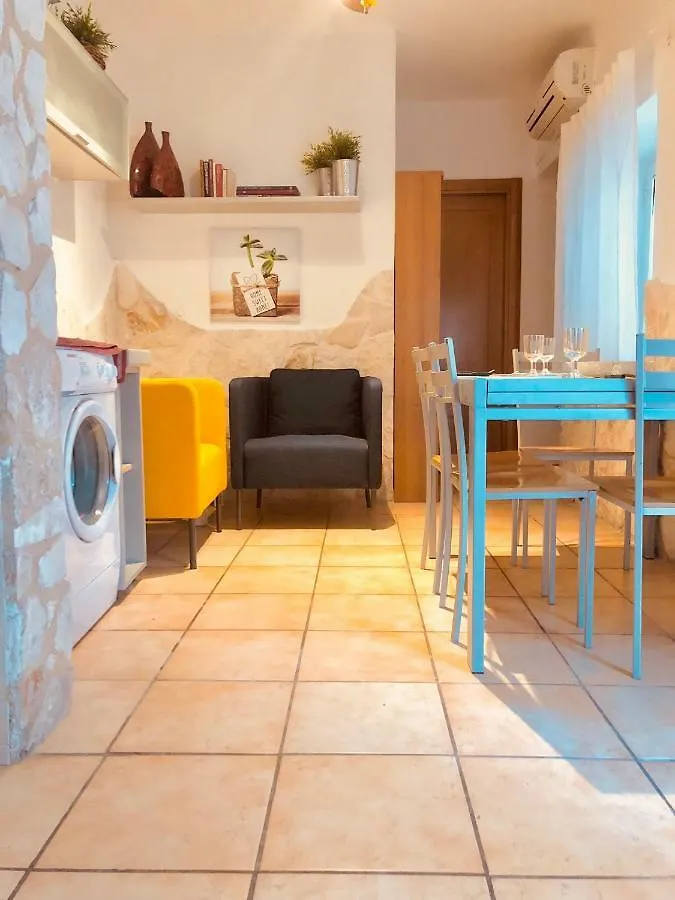 Holiday home C.B.Guesthouse Bari Italy